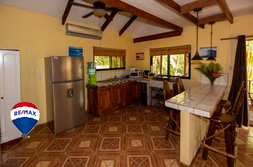 Hotel - B&B for sale in Esterillos Costa Rica