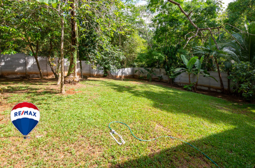 Hotel - B&B for sale in Esterillos Costa Rica