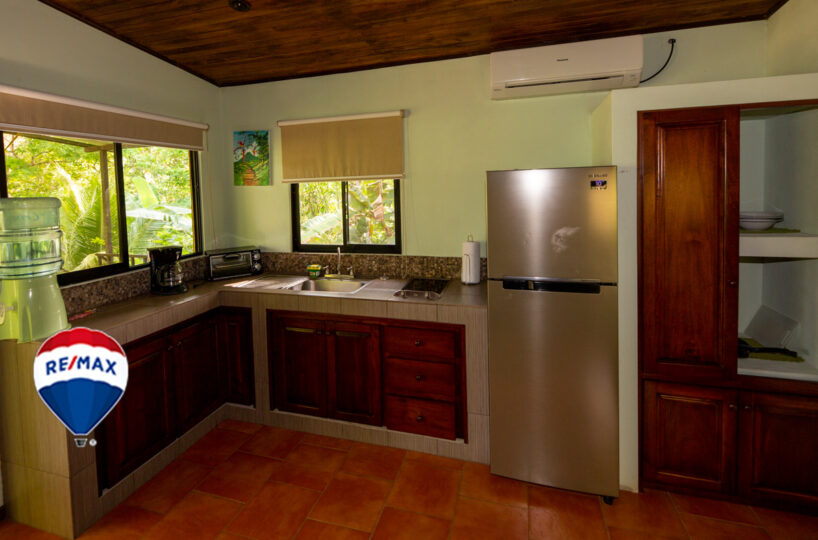 Hotel - B&B for sale in Esterillos Costa Rica