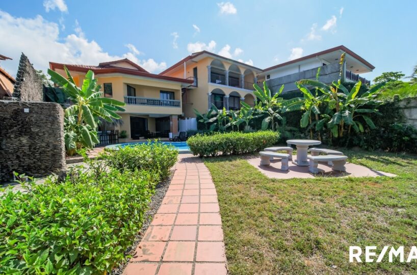 Hotel - B&B for sale in Jaco Beach Costa Rica