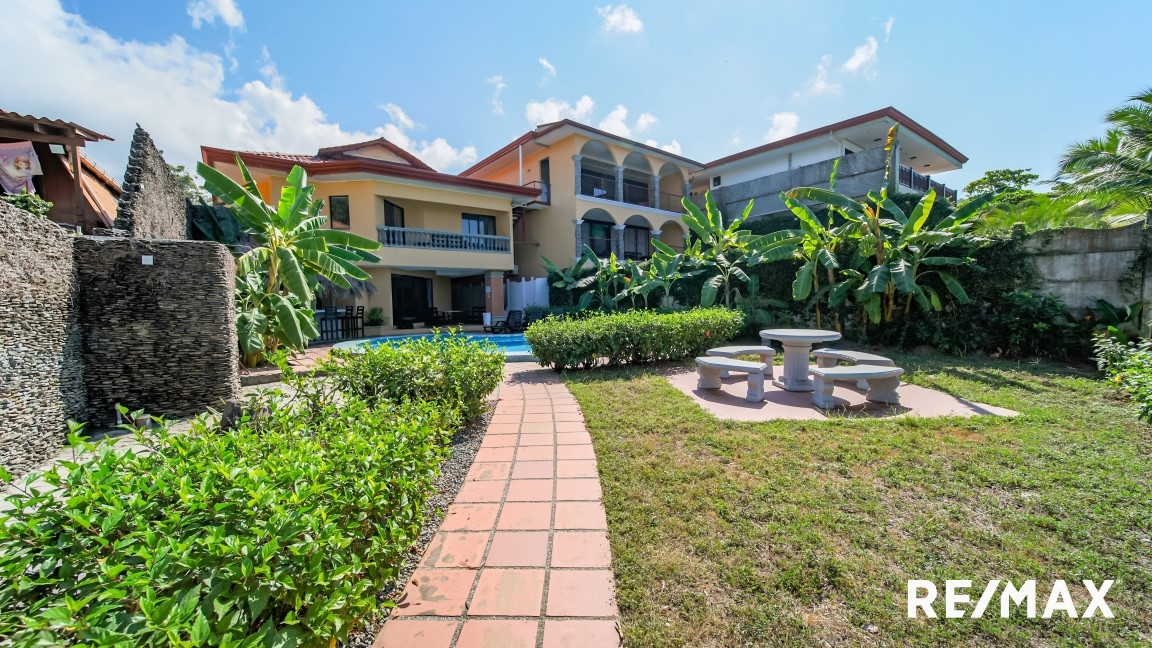 Hotel - B&B for sale in Jaco Beach Costa Rica