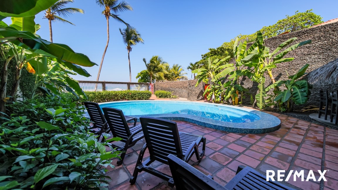 Hotel - B&B for sale in Jaco Beach Costa Rica