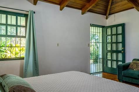 CommercialHotel - B&B for sale in La Garita Costa Rica