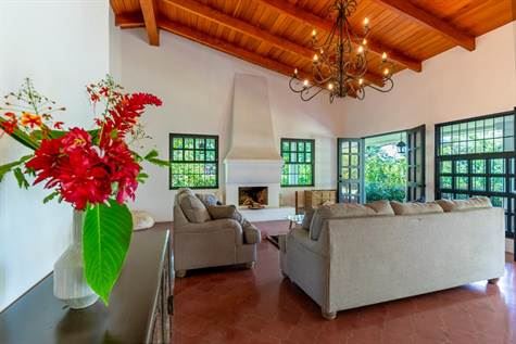 CommercialHotel - B&B for sale in La Garita Costa Rica