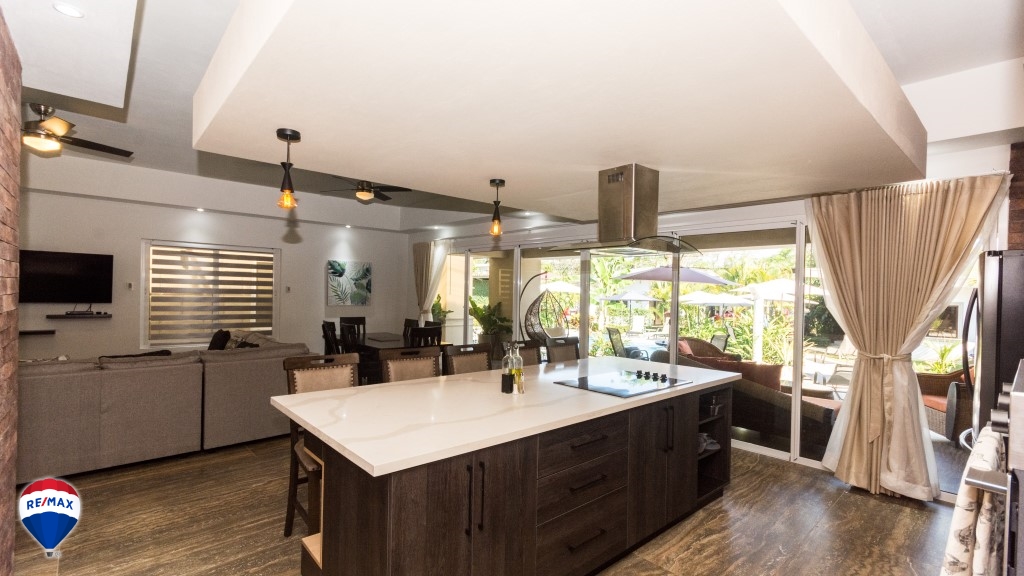 CommercialCondos for sale in Hermosa Beach Costa Rica