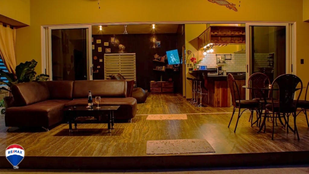 CommercialCondos for sale in Hermosa Beach Costa Rica