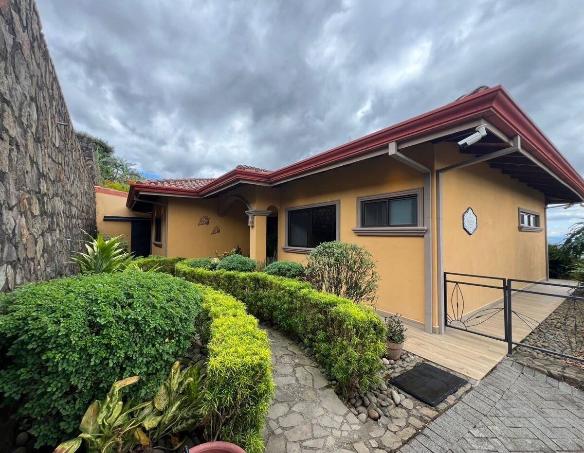 Homes for sale Costa Rica