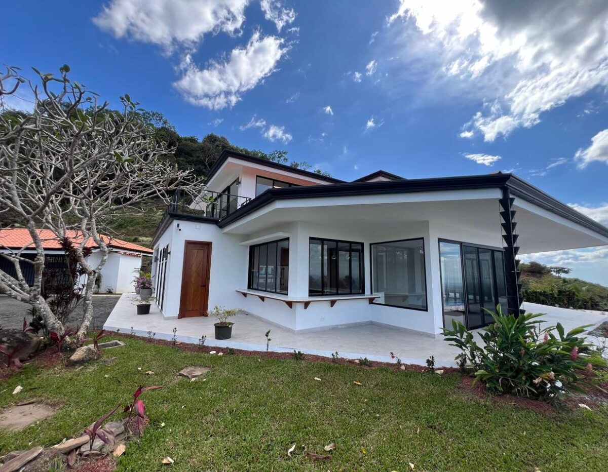 Homes for sale in Orotina Costa Rica