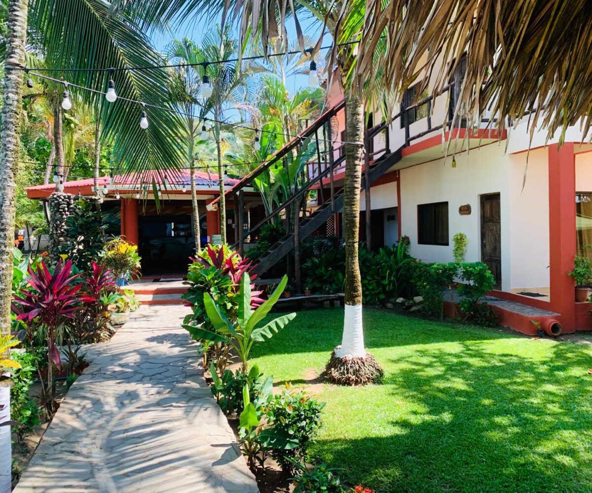 Hotel - B&B for sale in Hermosa Beach Costa Rica