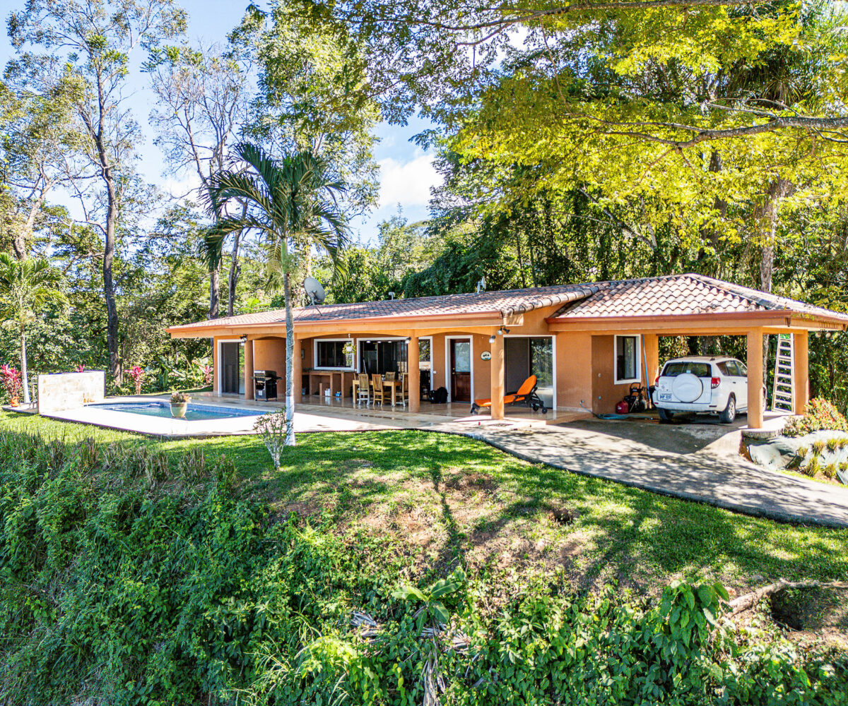 Homes for sale in Tarcoles Costa Rica