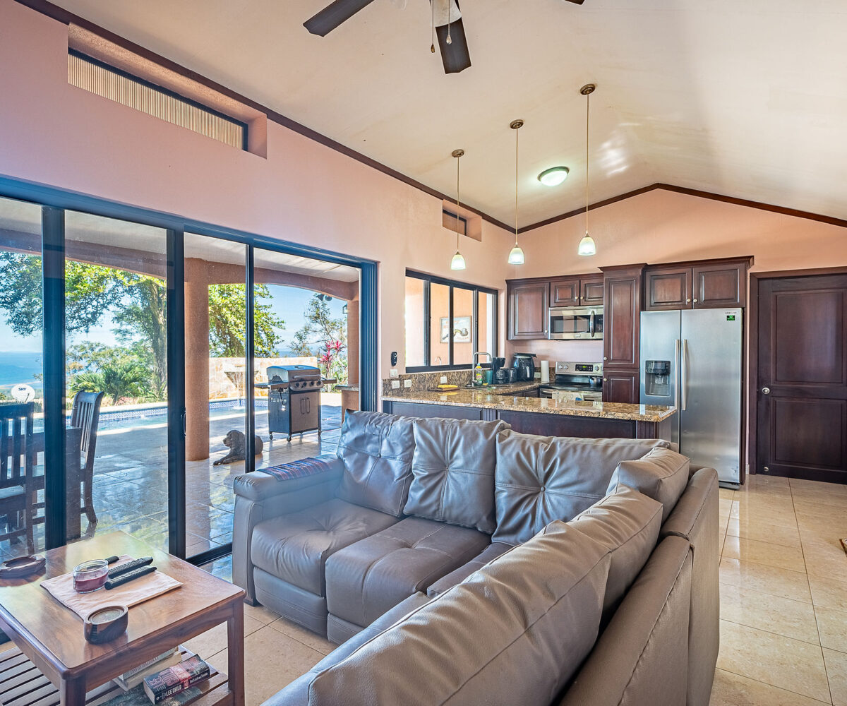 Homes for sale in Tarcoles Costa Rica