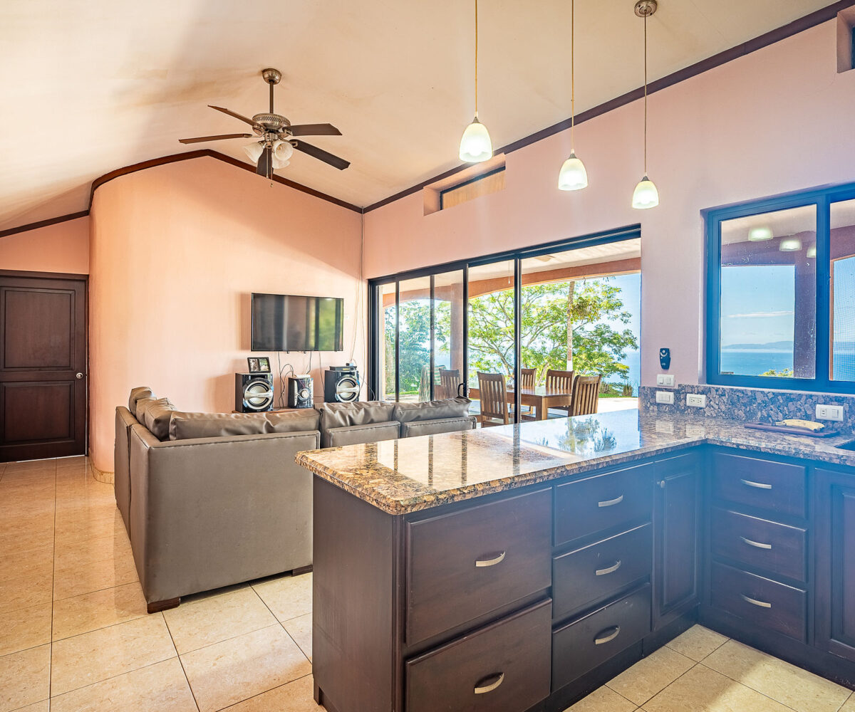 Homes for sale in Tarcoles Costa Rica