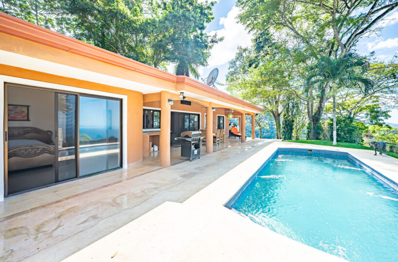 Homes for sale in Tarcoles Costa Rica