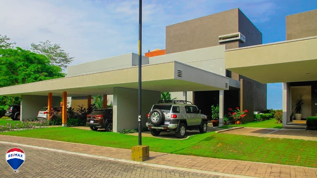 Condos for sale in Herradura Bay Costa Rica