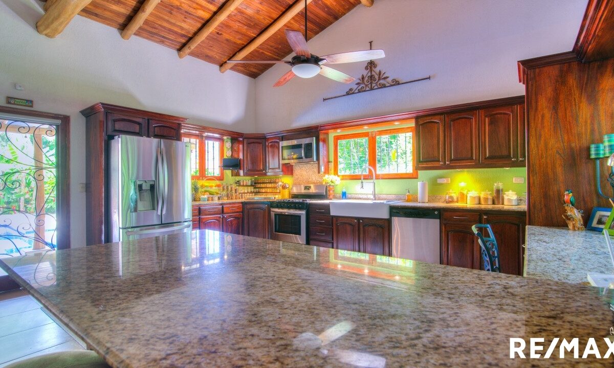 Homes for sale in Hermosa Beach Costa Rica