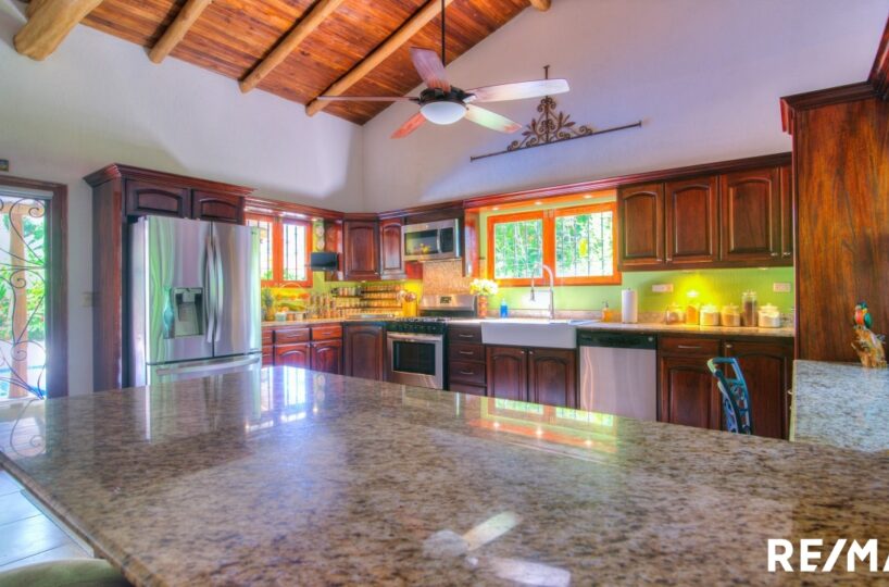 Homes for sale in Hermosa Beach Costa Rica