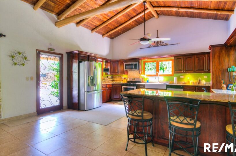 Homes for sale in Hermosa Beach Costa Rica