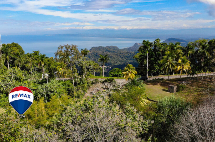 Development Land for sale in Herradura Bay Costa Rica