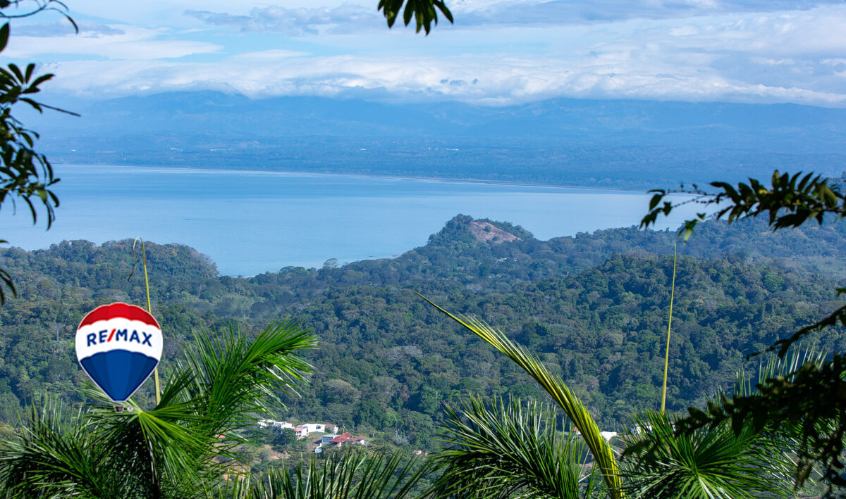 Development Land for sale in Herradura Bay Costa Rica