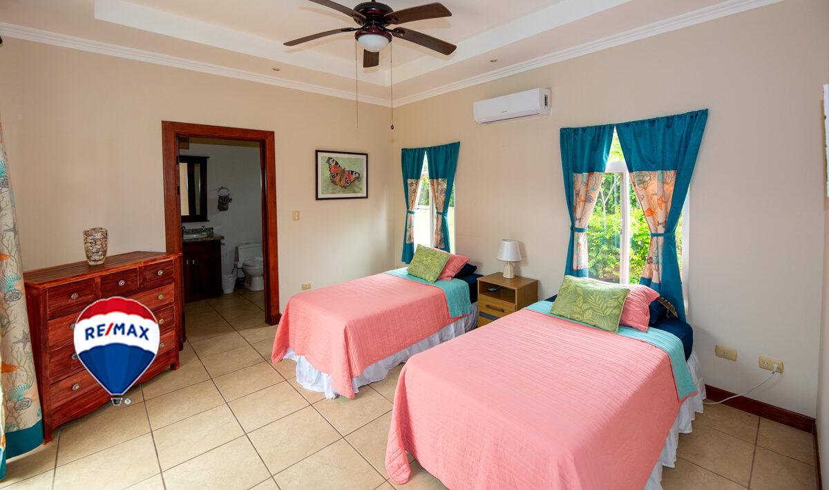 Homes for sale in Esterillos Costa Rica