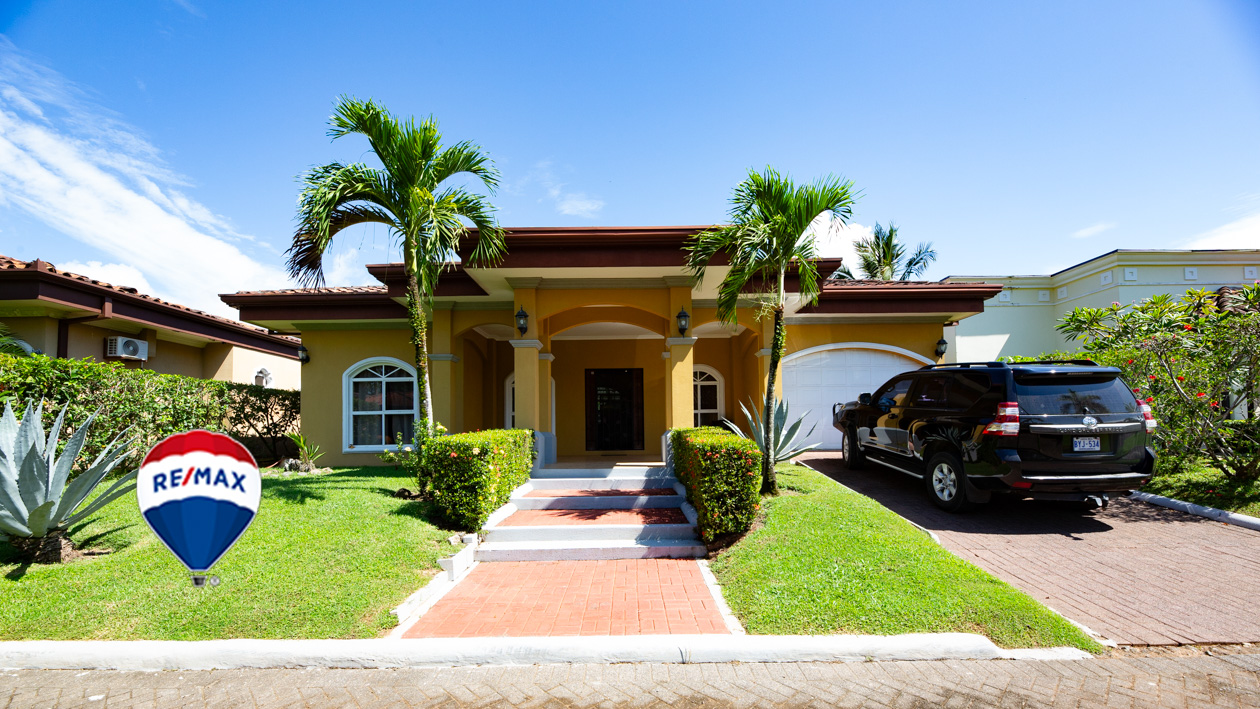 Homes for sale in Esterillos Costa Rica