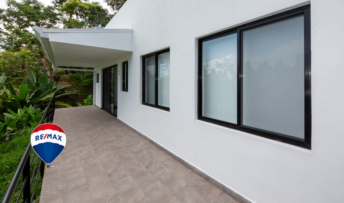 Homes for sale in Tarcoles Costa Rica