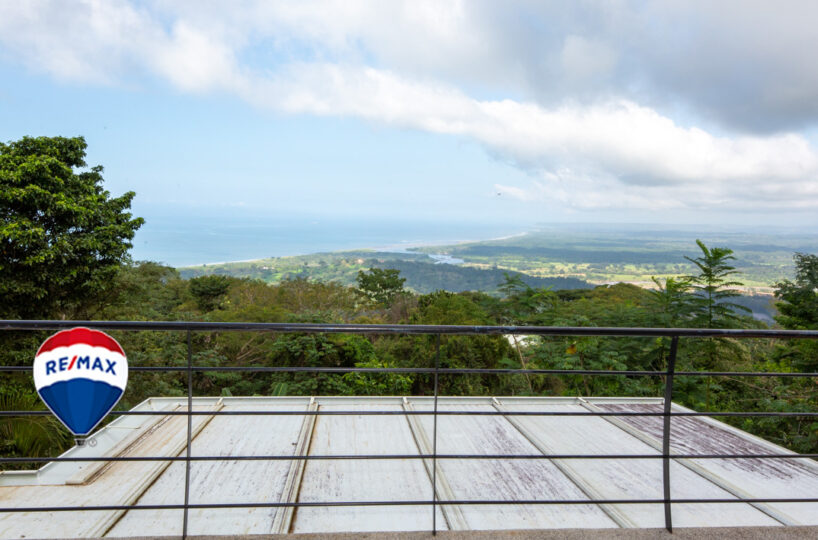 Homes for sale in Tarcoles Costa Rica