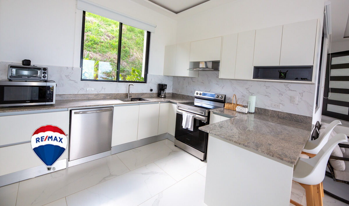 Homes for sale in Tarcoles Costa Rica