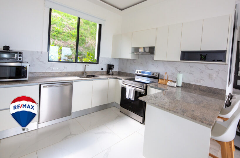 Homes for sale in Tarcoles Costa Rica