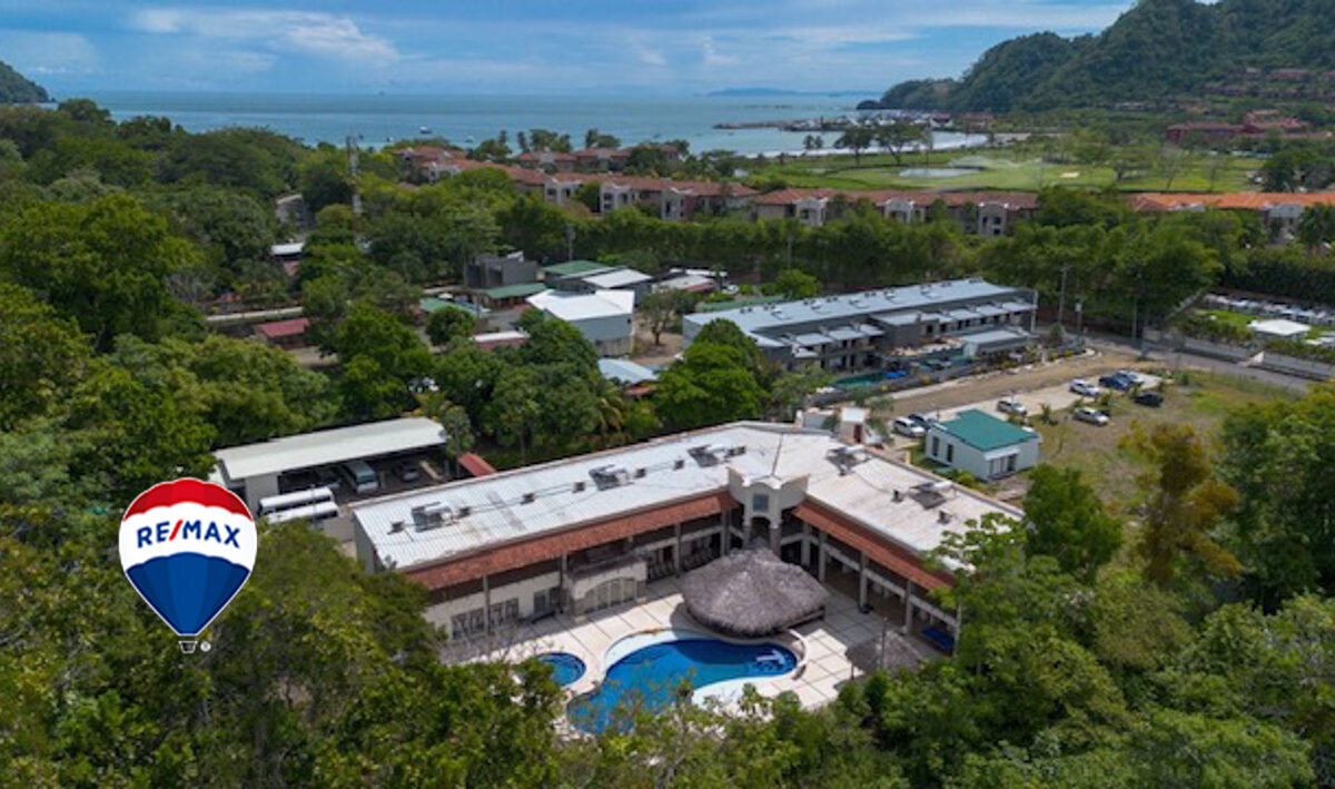 Hotel - B&B for sale in Herradura Bay Costa Rica