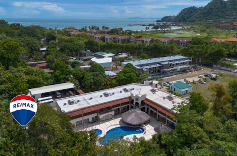 Hotel - B&B for sale in Herradura Bay Costa Rica