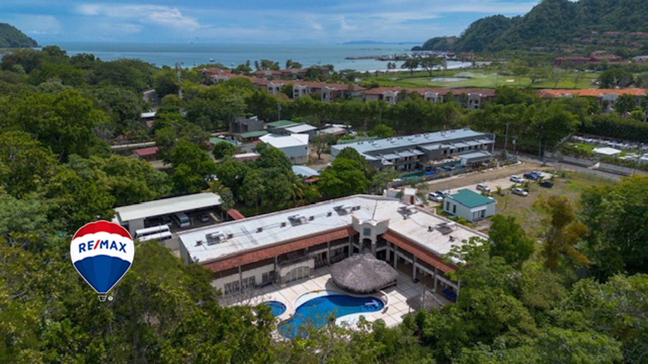 Hotel - B&B for sale in Herradura Bay Costa Rica
