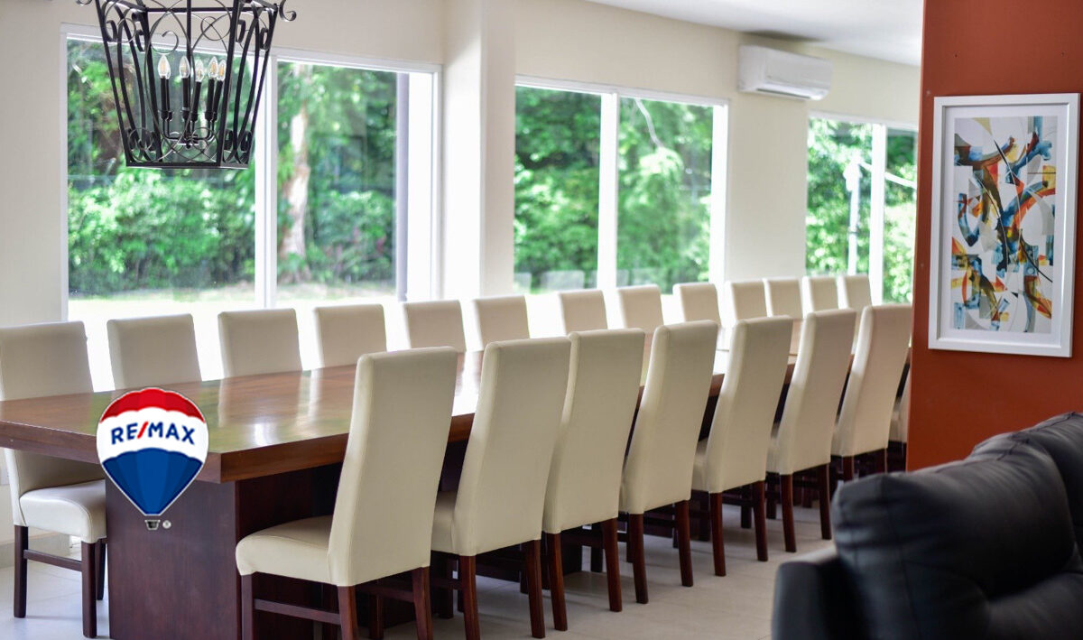 Hotel - B&B for sale in Herradura Bay Costa Rica