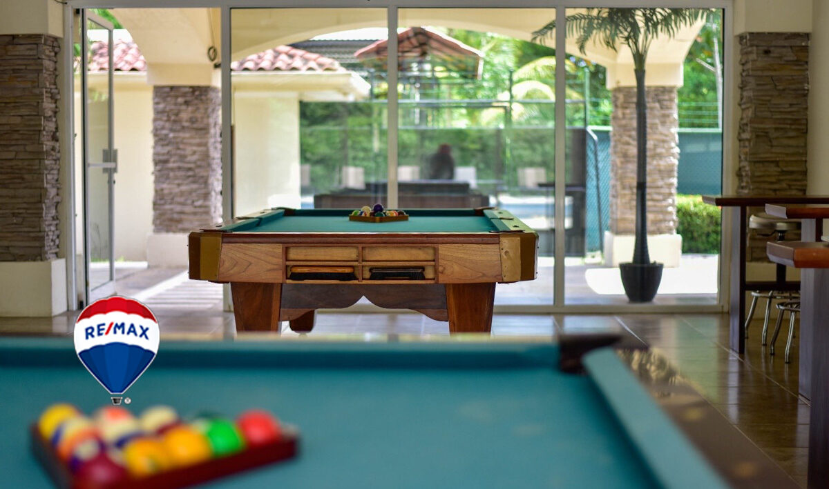 Hotel - B&B for sale in Herradura Bay Costa Rica