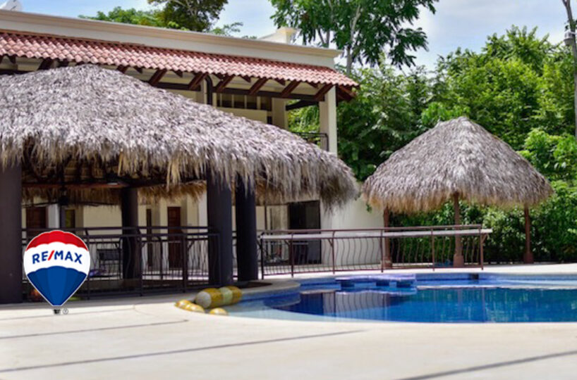 Hotel - B&B for sale in Herradura Bay Costa Rica