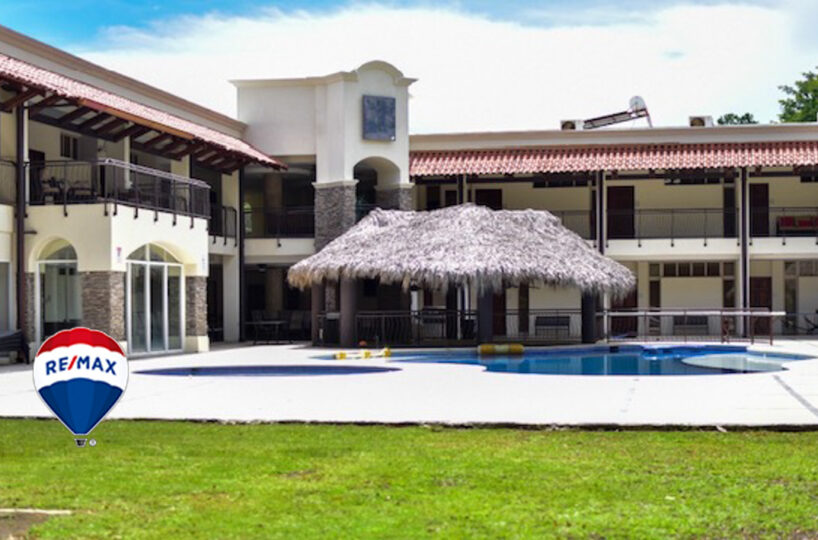 Hotel - B&B for sale in Herradura Bay Costa Rica