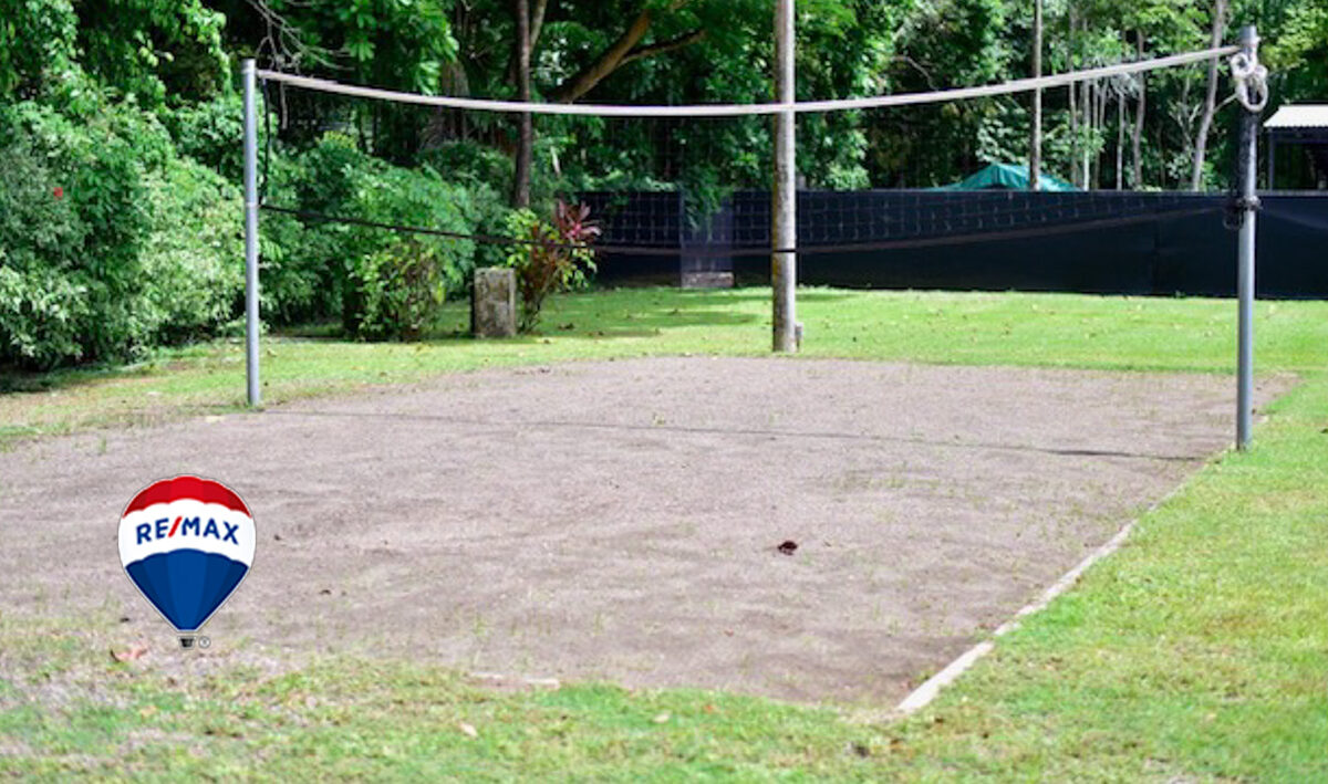 Hotel - B&B for sale in Herradura Bay Costa Rica