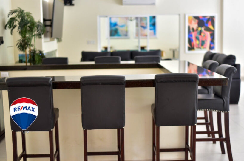 Hotel - B&B for sale in Herradura Bay Costa Rica