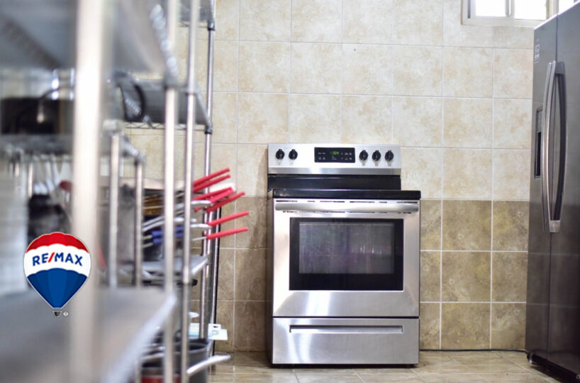 Hotel - B&B for sale in Herradura Bay Costa Rica