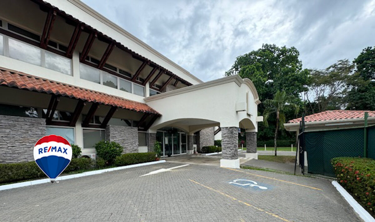 Hotel - B&B for sale in Herradura Bay Costa Rica