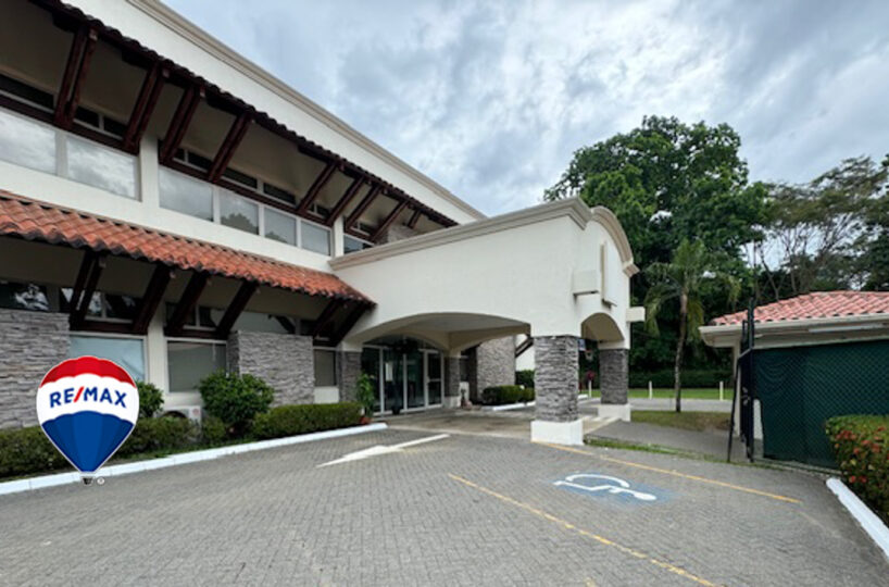 Hotel - B&B for sale in Herradura Bay Costa Rica