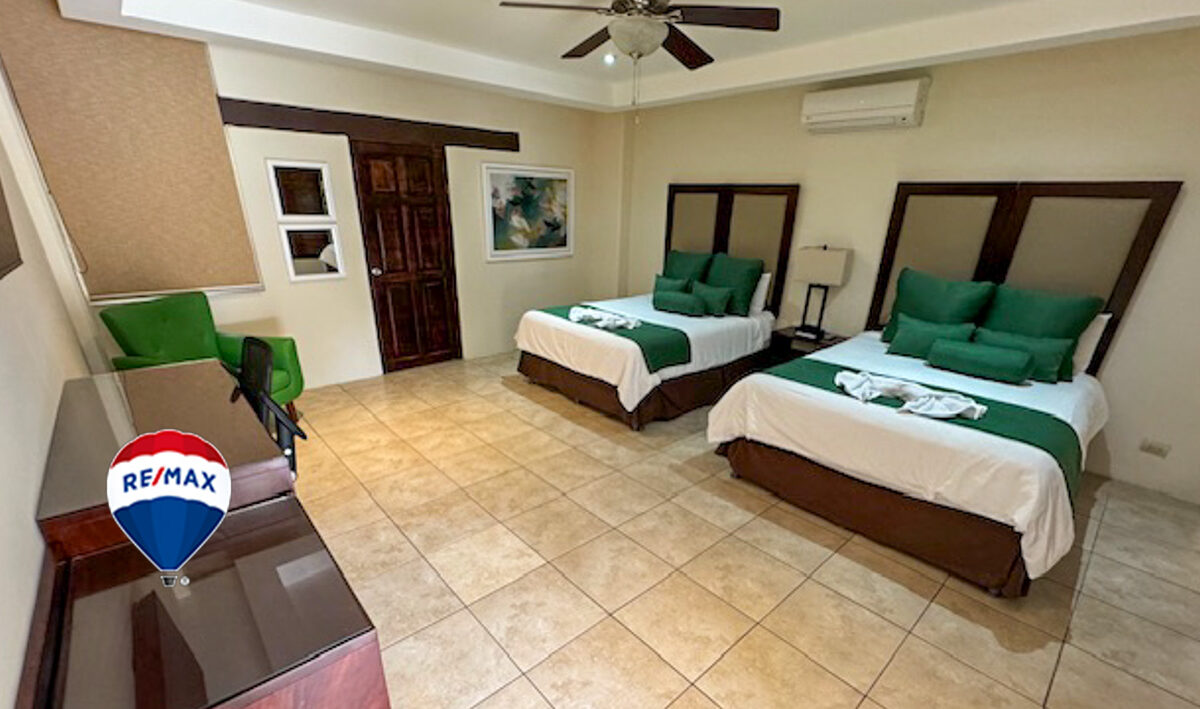 Hotel - B&B for sale in Herradura Bay Costa Rica