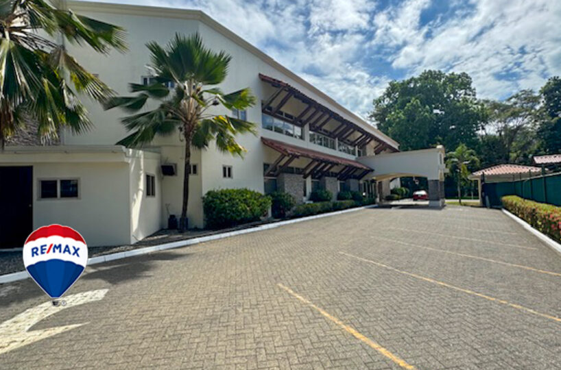 Hotel - B&B for sale in Herradura Bay Costa Rica