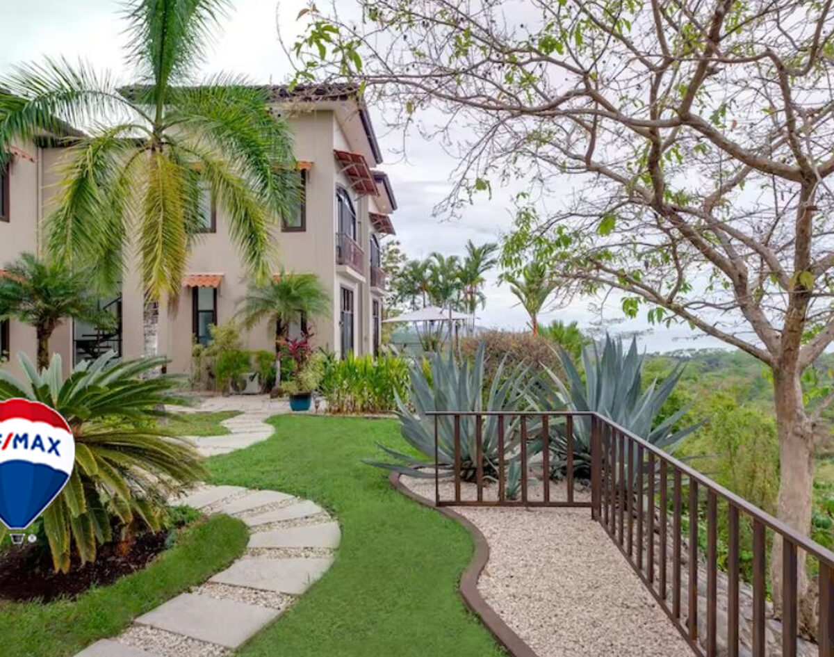 Homes for sale in Tarcoles Costa Rica