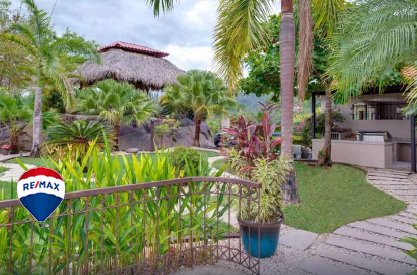 Homes for sale in Tarcoles Costa Rica