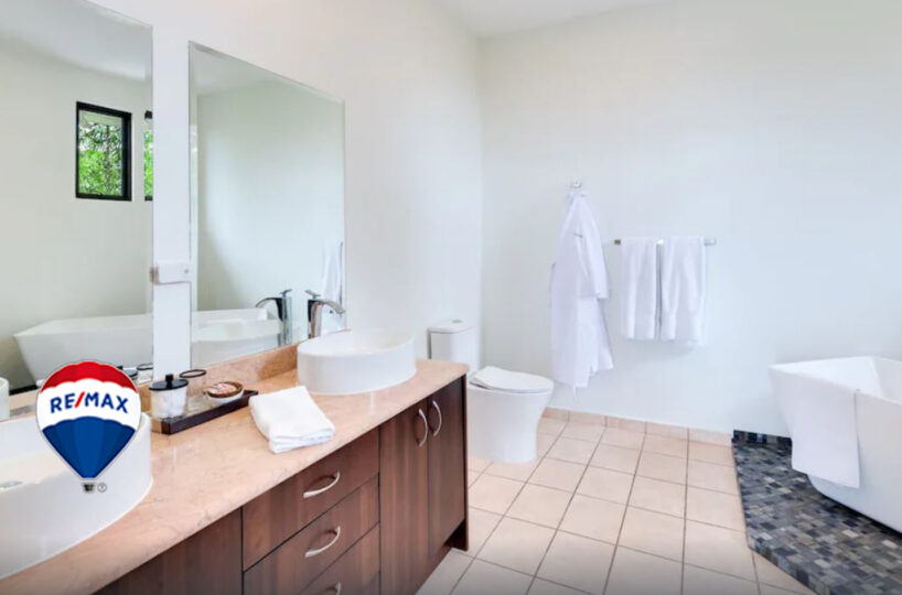 Homes for sale in Tarcoles Costa Rica