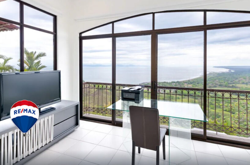 Homes for sale in Tarcoles Costa Rica