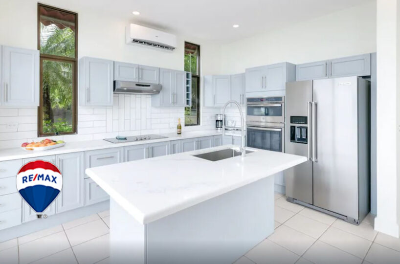 Homes for sale in Tarcoles Costa Rica