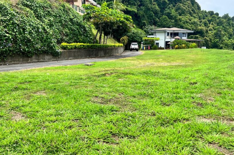 Building Lots for sale in Hermosa BeachHerradura BayPunta Leona Costa Rica