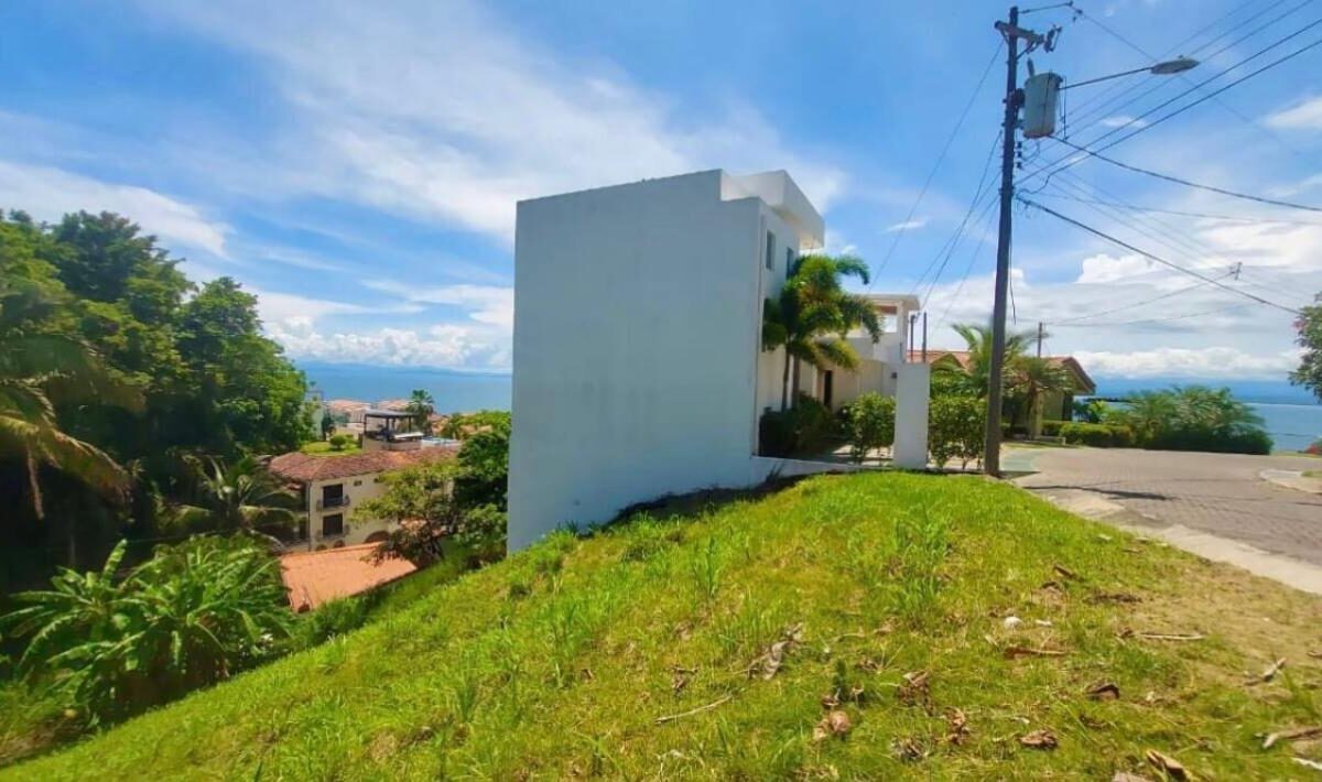 Building Lots for sale in Punta Leona Costa Rica